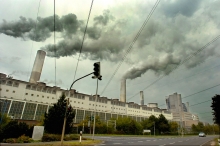 Frimmersdorfin hiilivoimala Saksassa. Kuva Andrew Kerr / WWF-Canon.